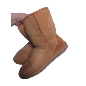 Classic ugg short boot orange size w 9
